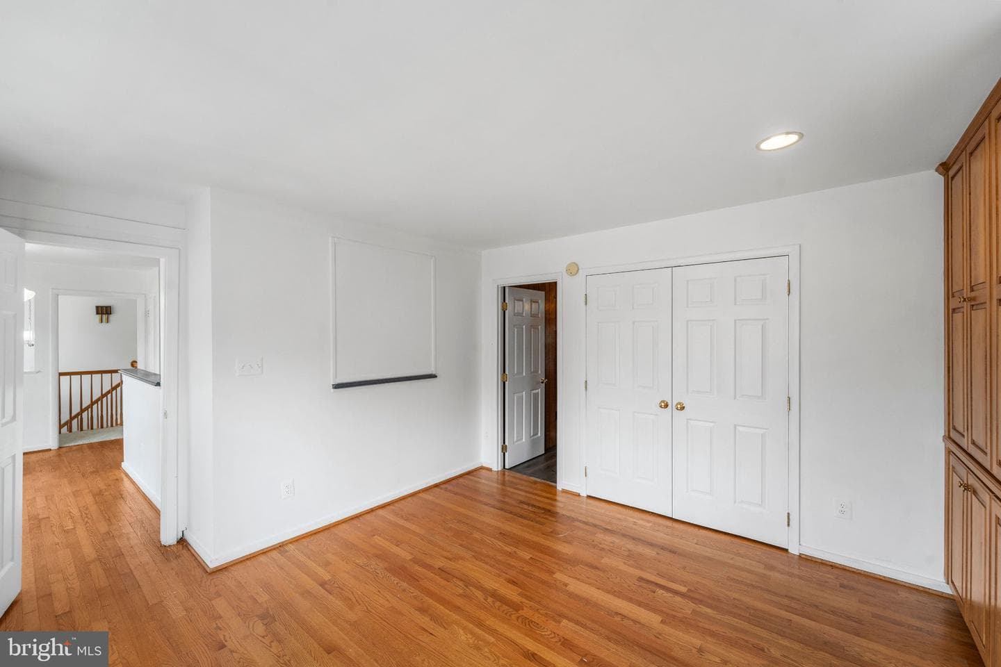 6423 Cabell Court photo 16