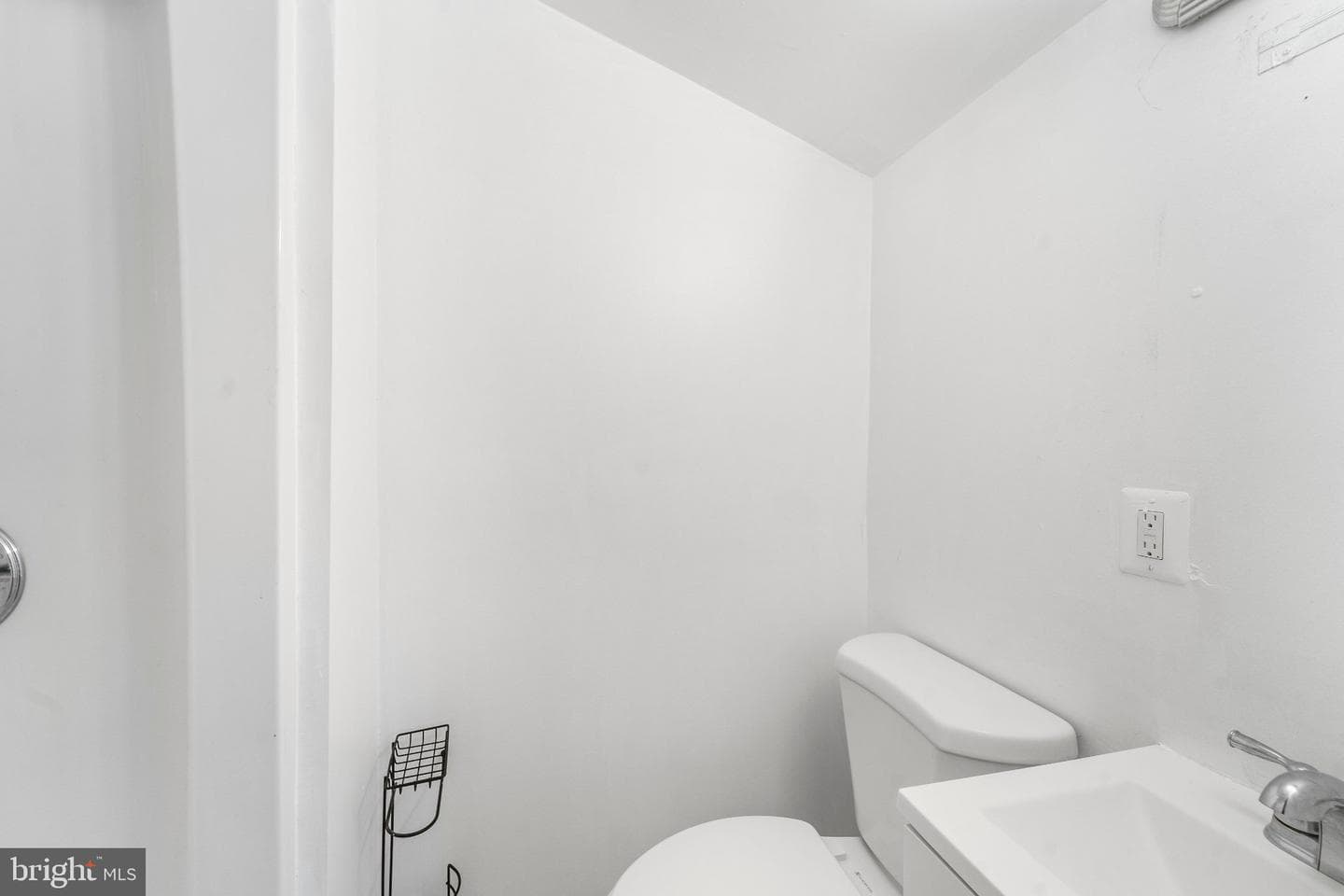 6423 Cabell Court photo 19