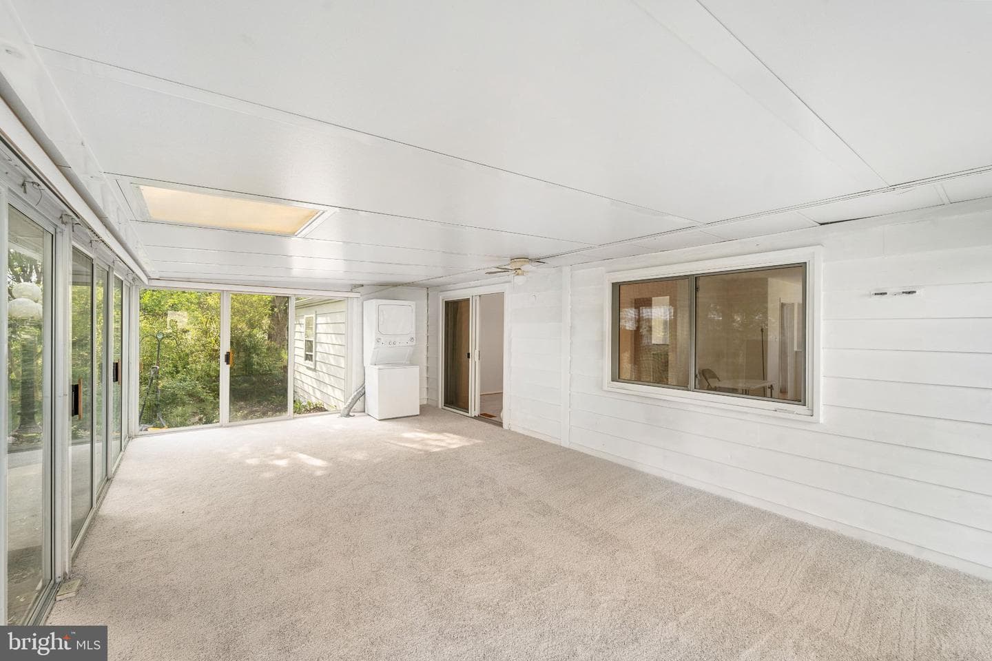 6423 Cabell Court photo 32