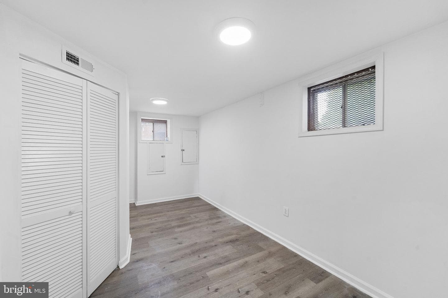 6423 Cabell Court photo 43