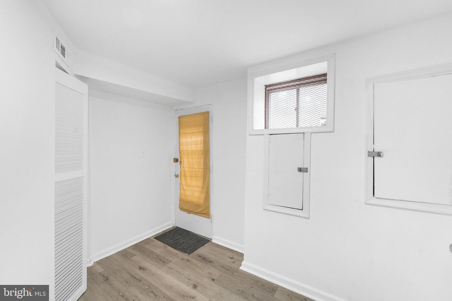 6423 Cabell Court photo 44