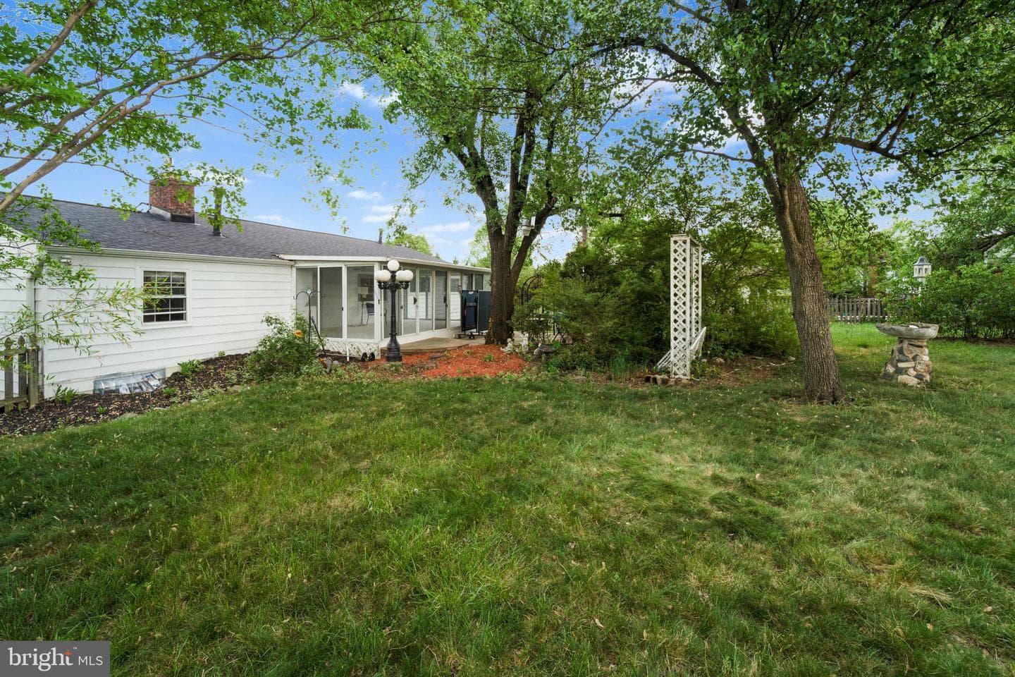 6423 Cabell Court photo 53