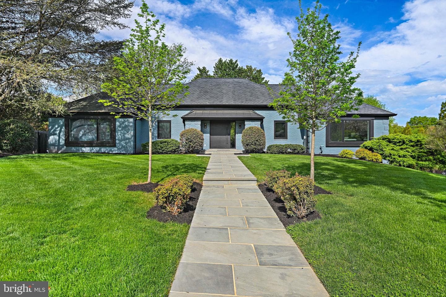 1228 Perry William Drive, Mclean
