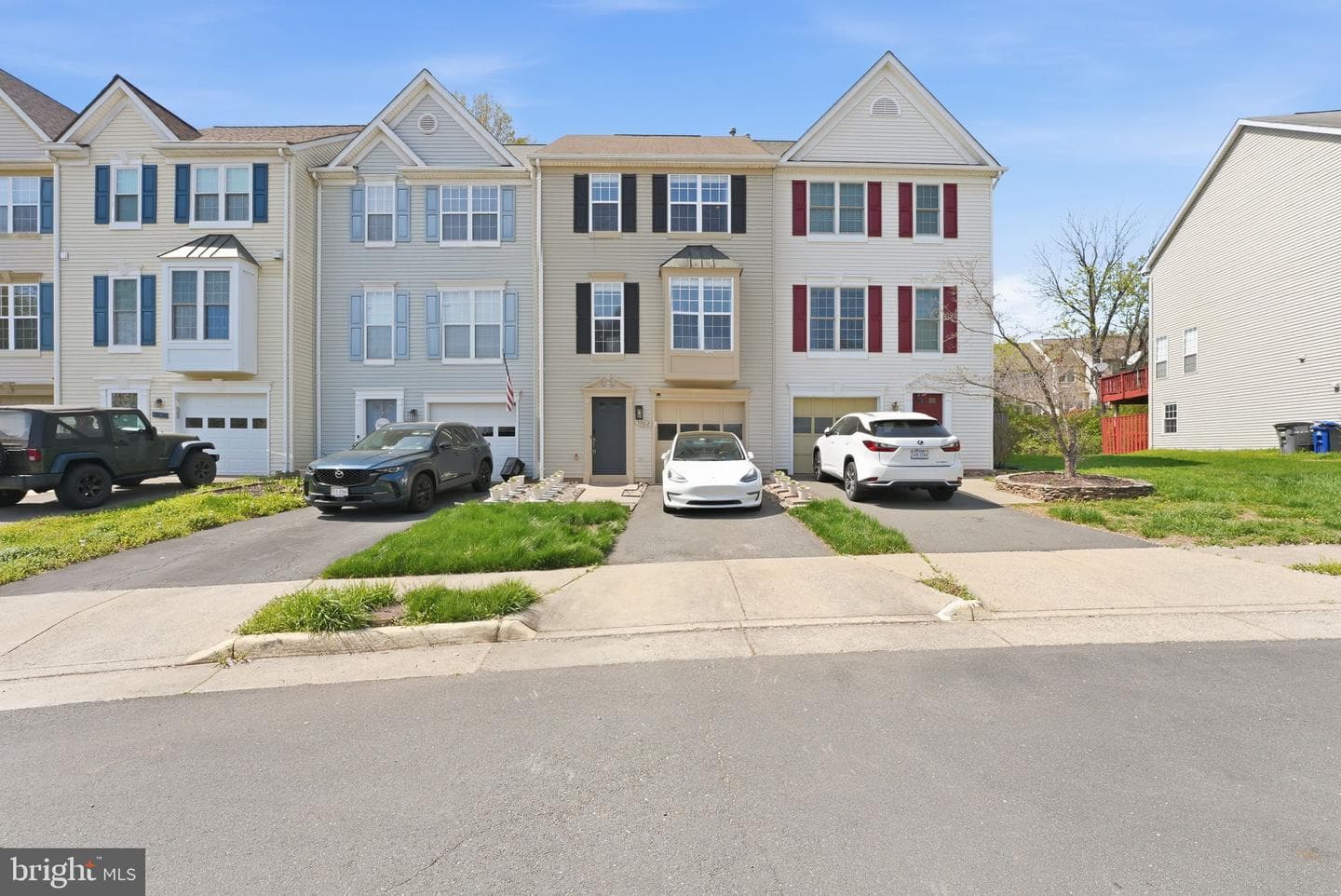 5982 Manorwood Drive photo 4