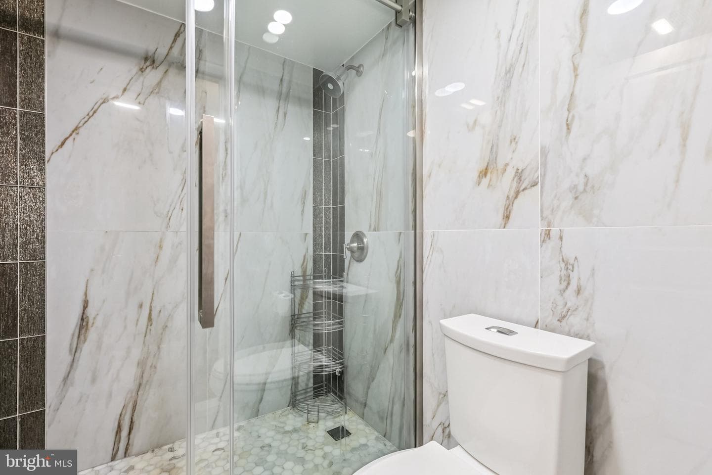 8380 Greensboro Dr #118 photo 18