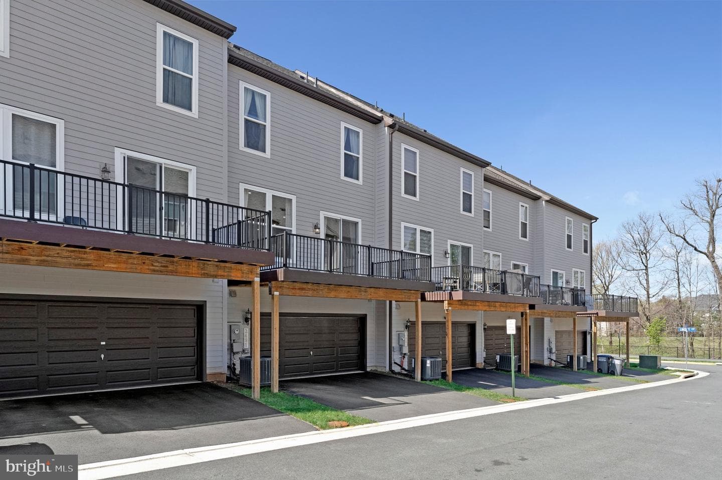 2491 Liberty Loop photo 44