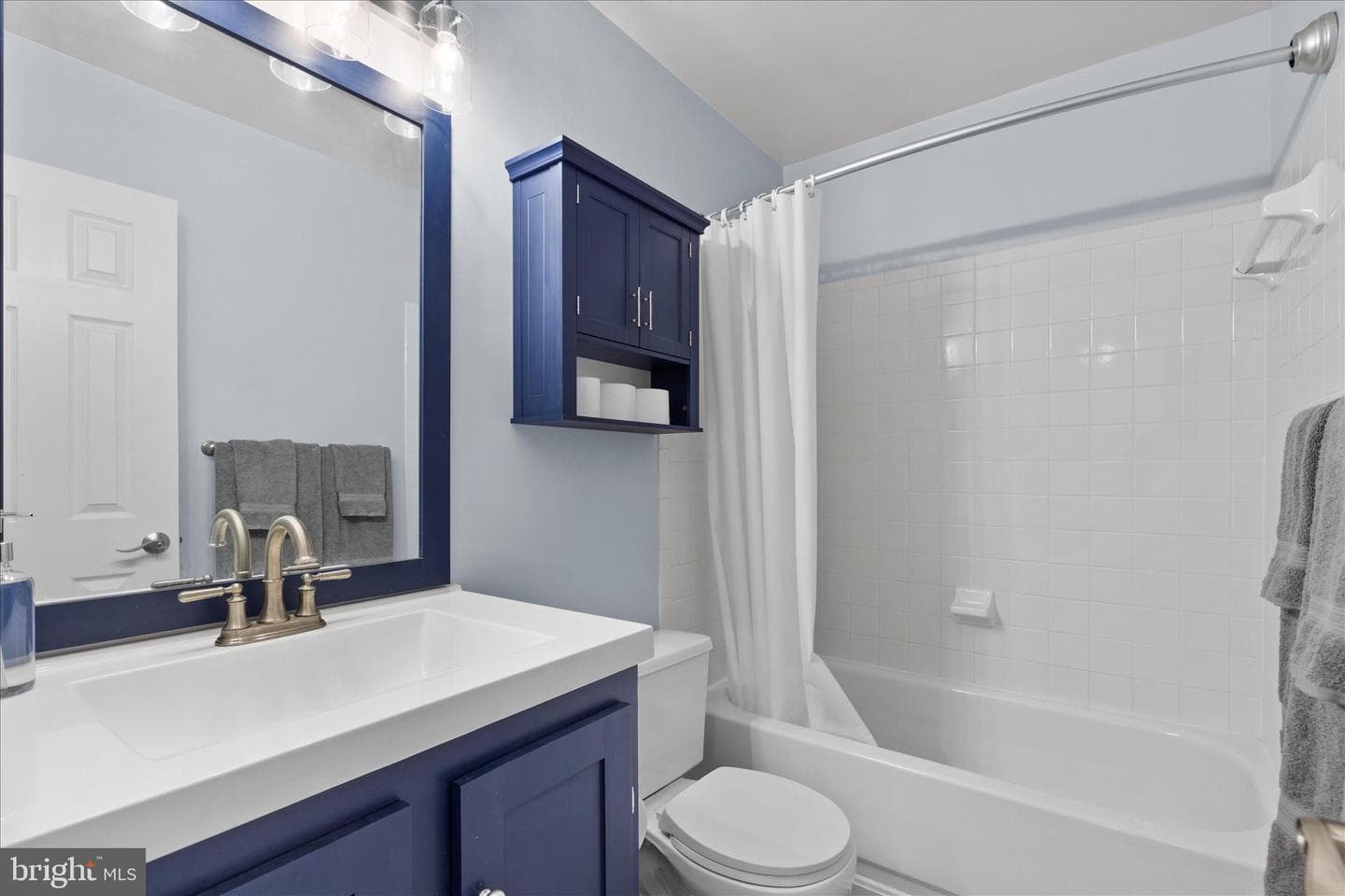 6897 Kerrywood Circle photo 15