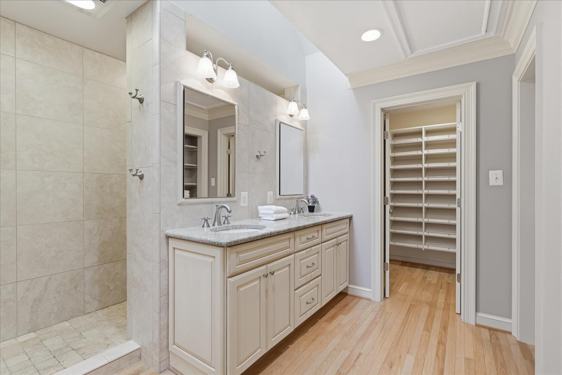 1148 Randolph Road photo 27