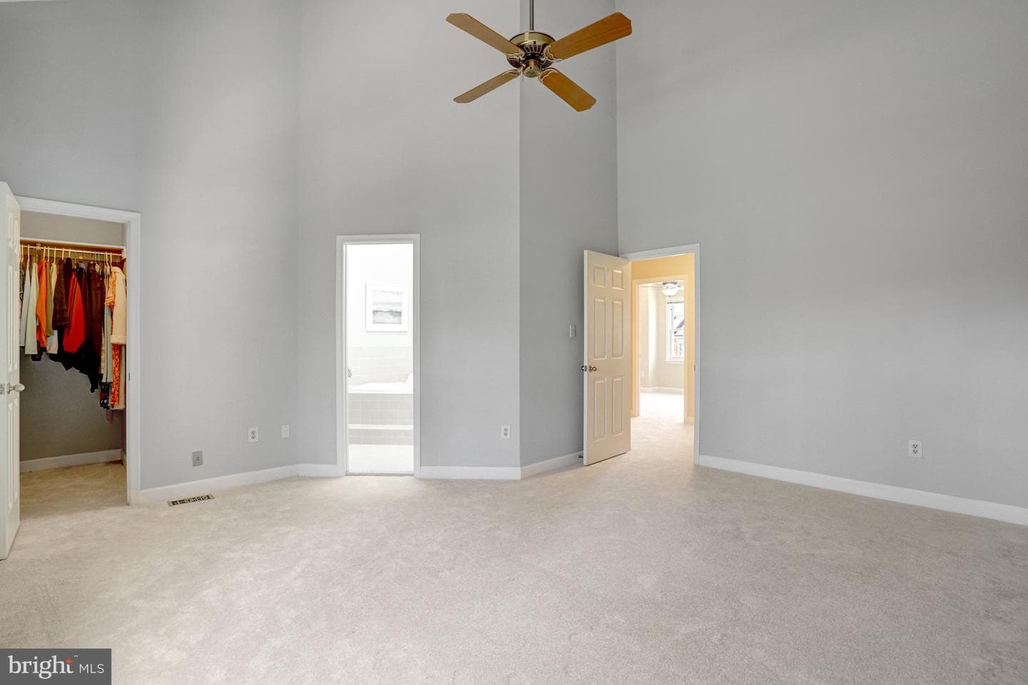 5883 Woodfield Estates Drive photo 16