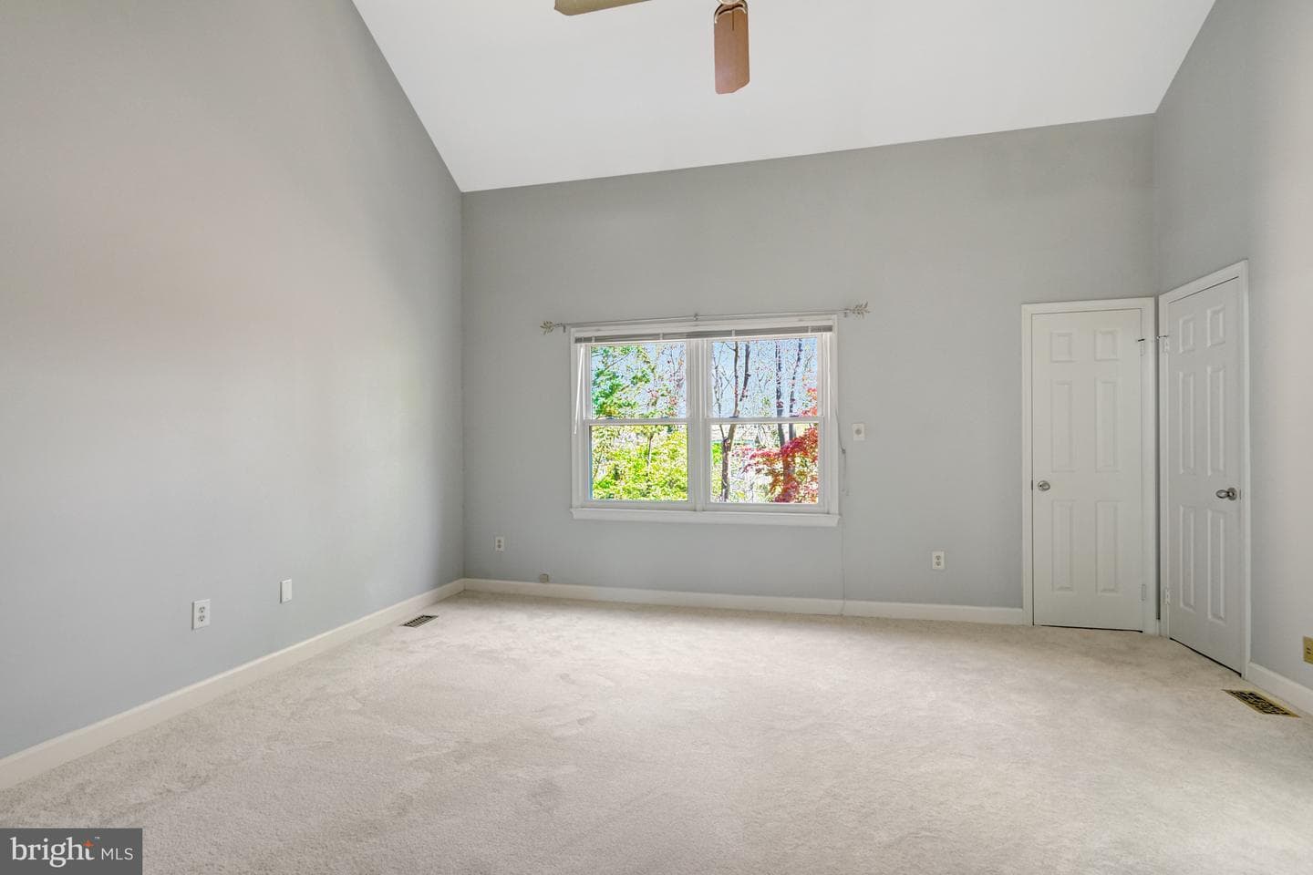5883 Woodfield Estates Drive photo 18