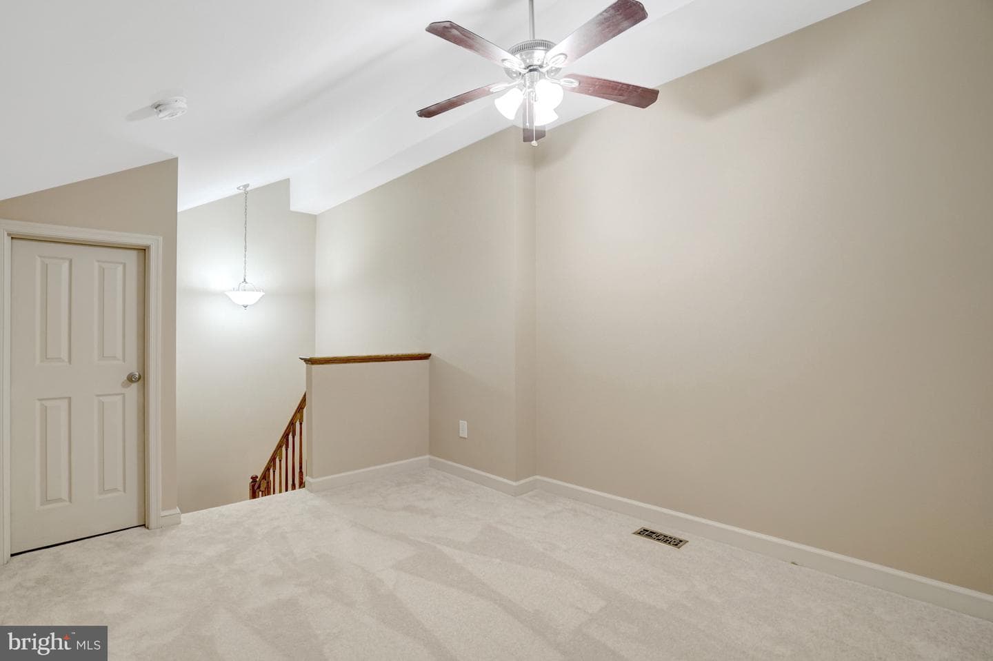 5883 Woodfield Estates Drive photo 28