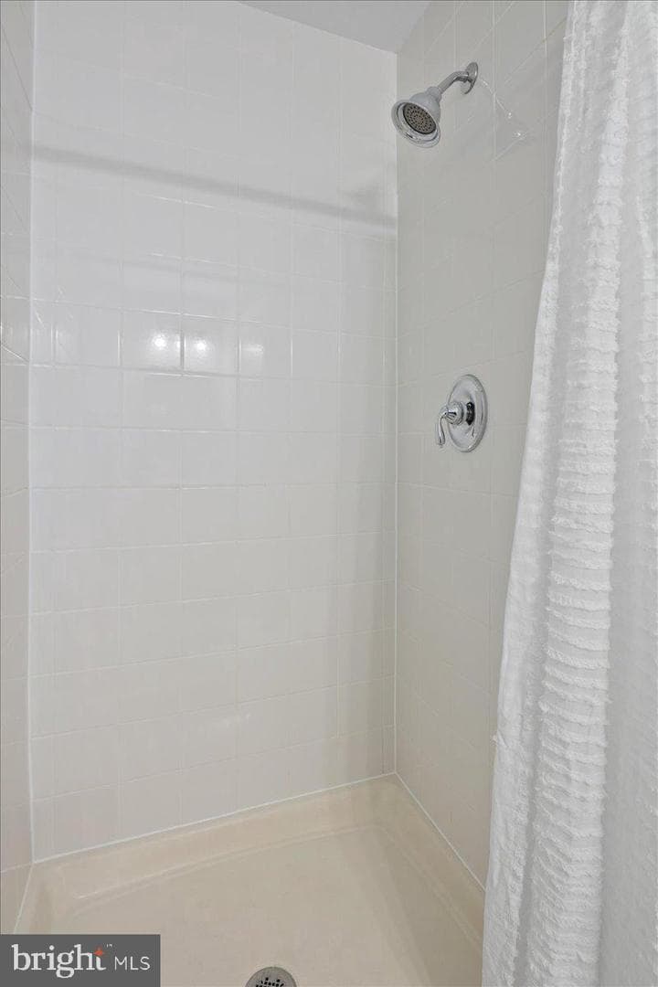2872 Sutton Oaks Lane photo 50