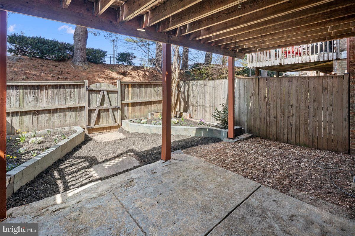 2872 Sutton Oaks Lane photo 58