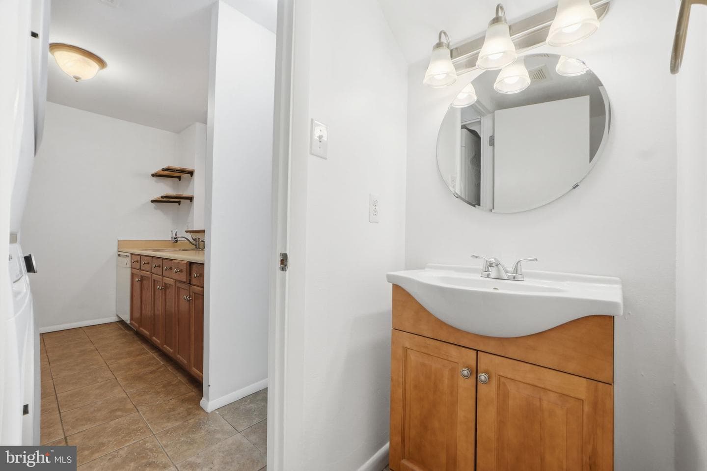3914 Woodhue Place #6 photo 10