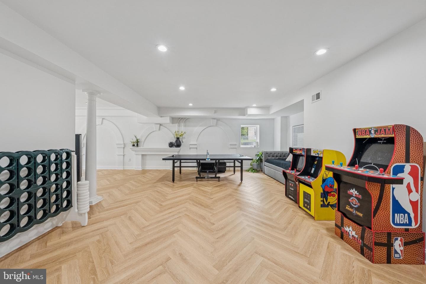 606 Brockman Court photo 64