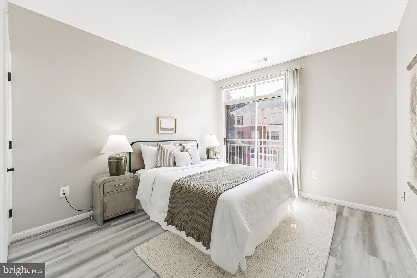 1851 Stratford Park Place #212 photo 37