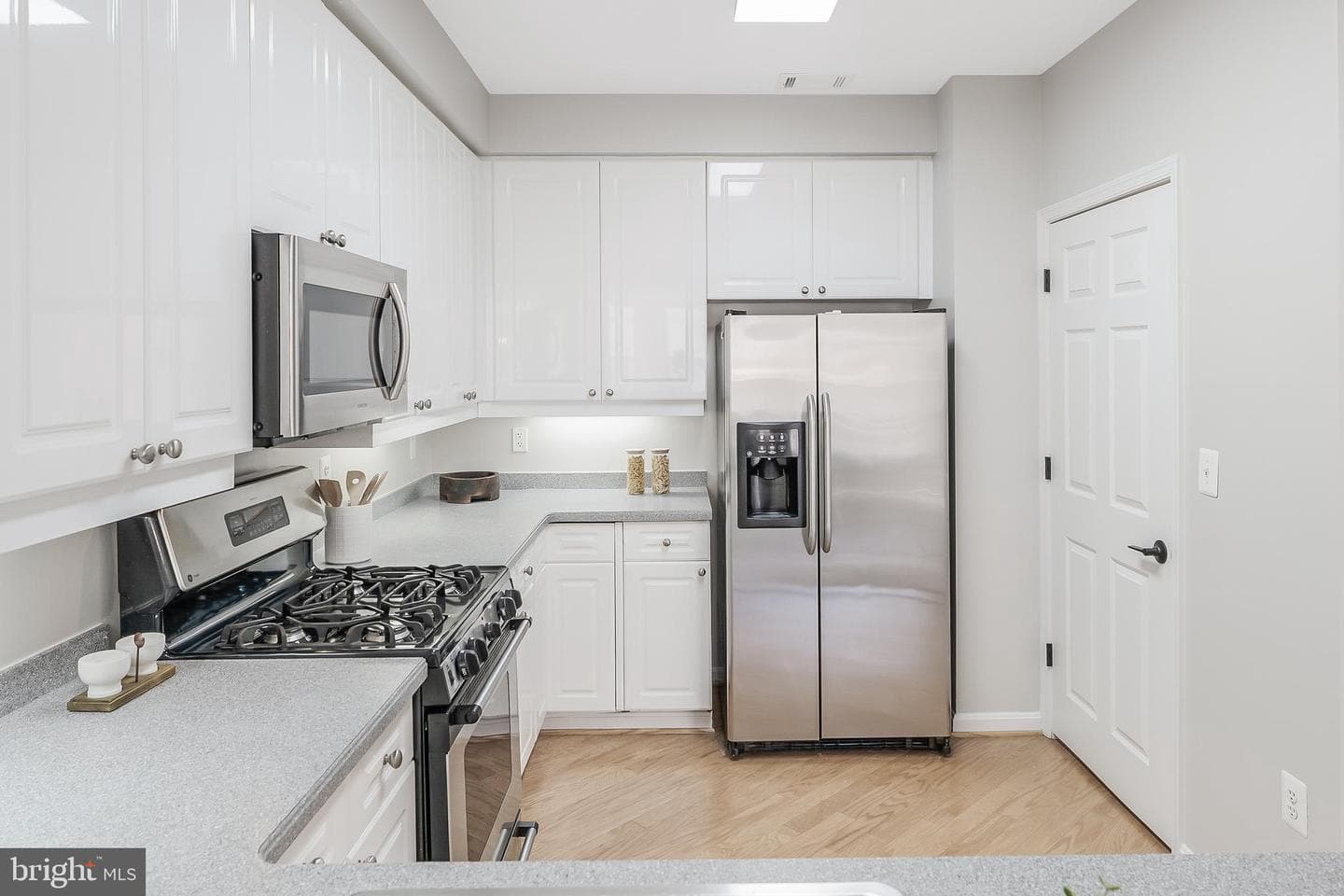 1851 Stratford Park Place #212 photo 7