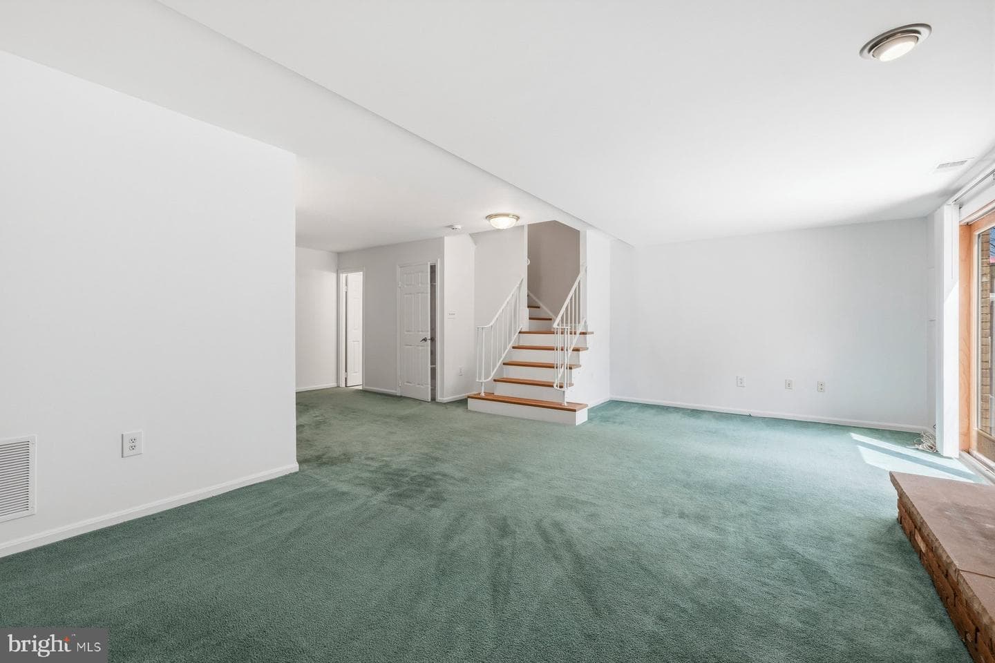 8955 Omega Court photo 30