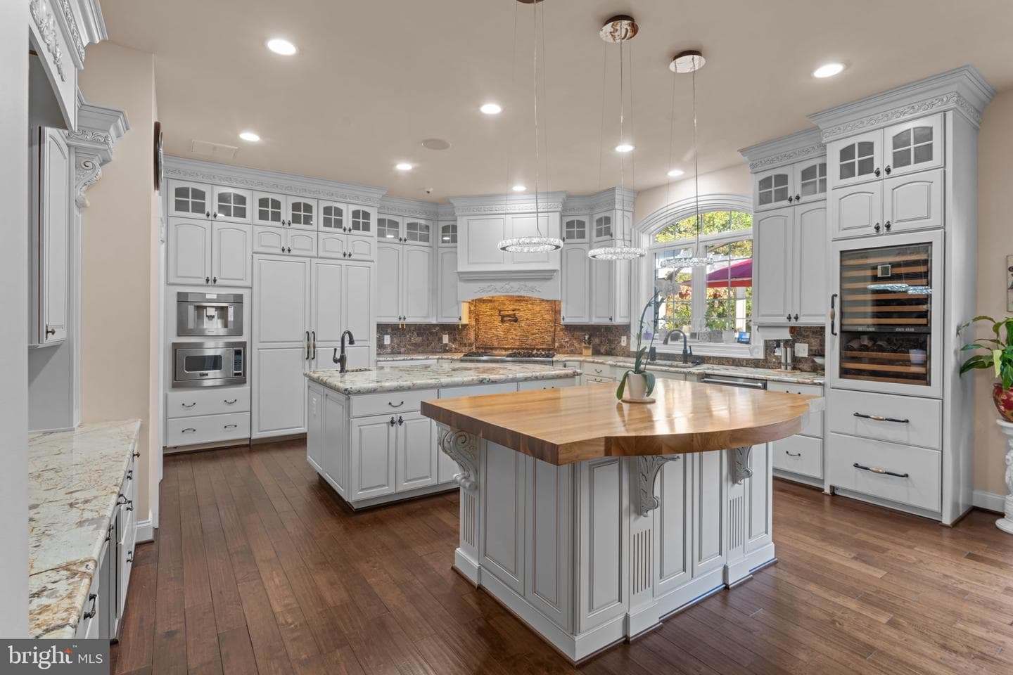 11561 Stuart Mill Road, Oakton