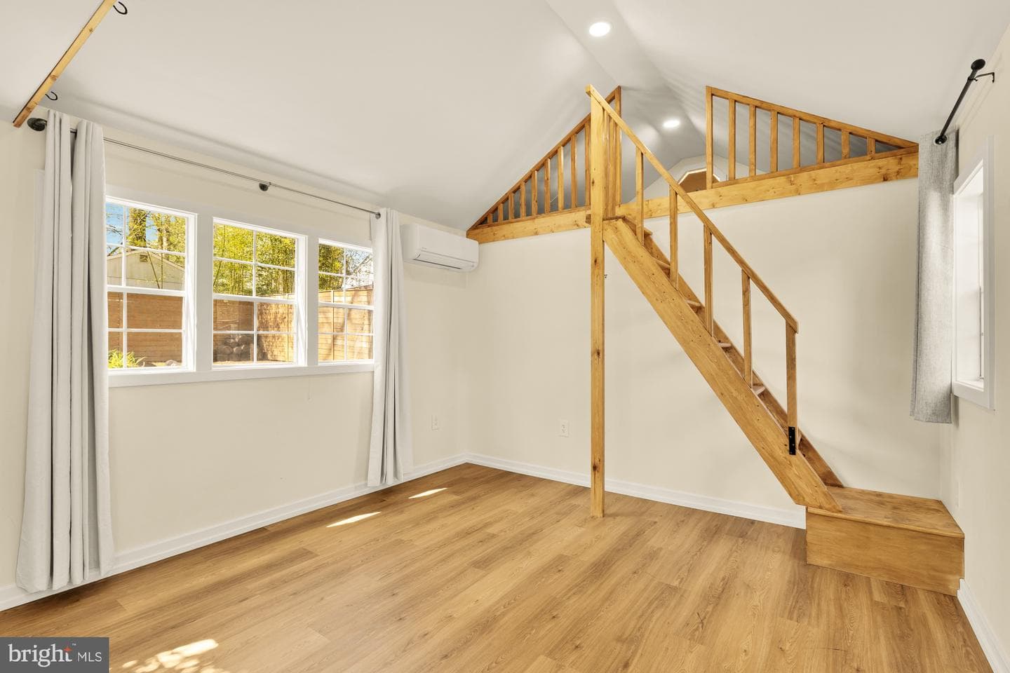 3430 Executive Avenue photo 30