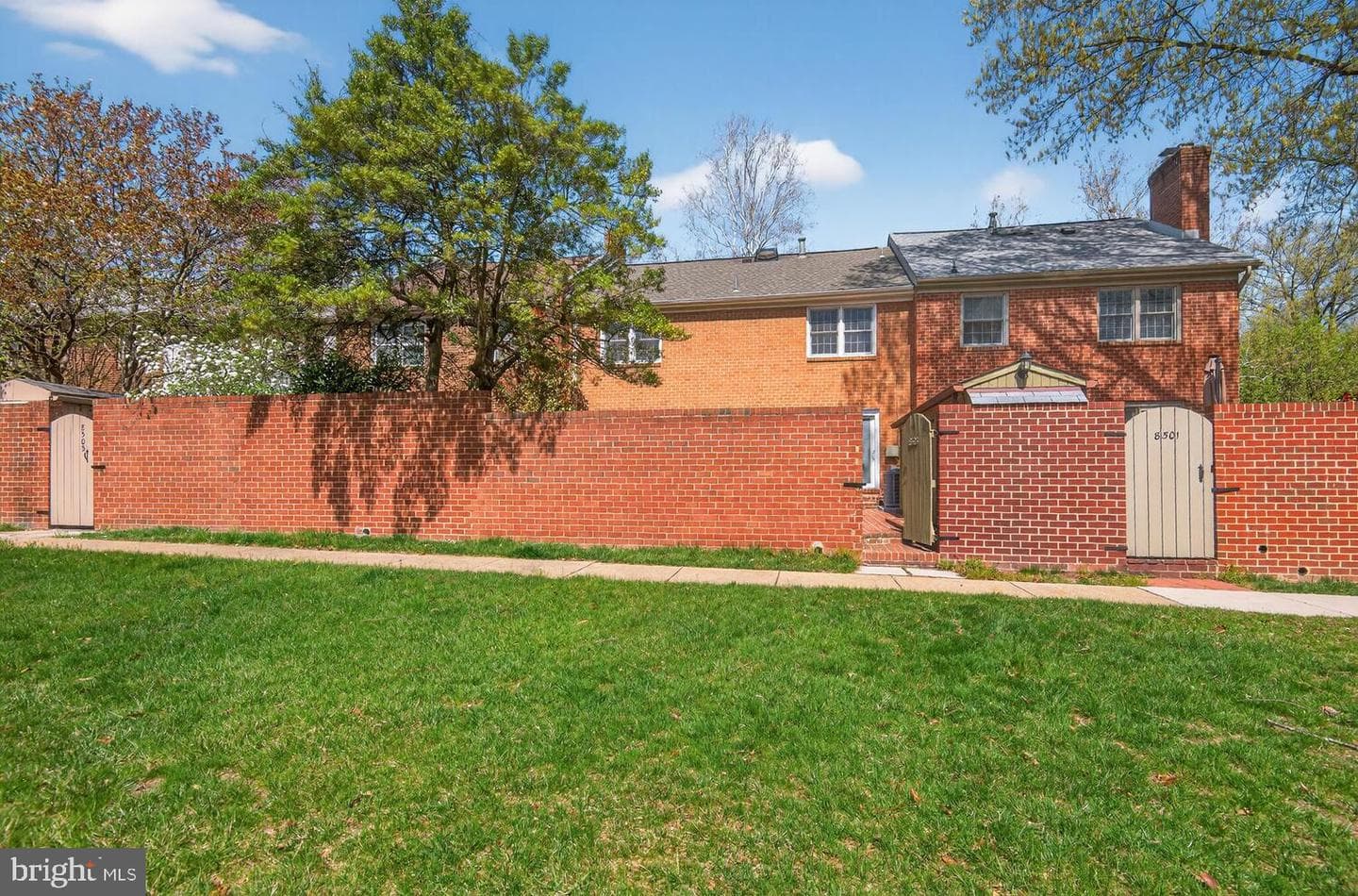 8503 Forrester Boulevard photo 14