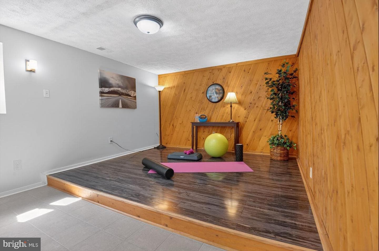 8503 Forrester Boulevard photo 38