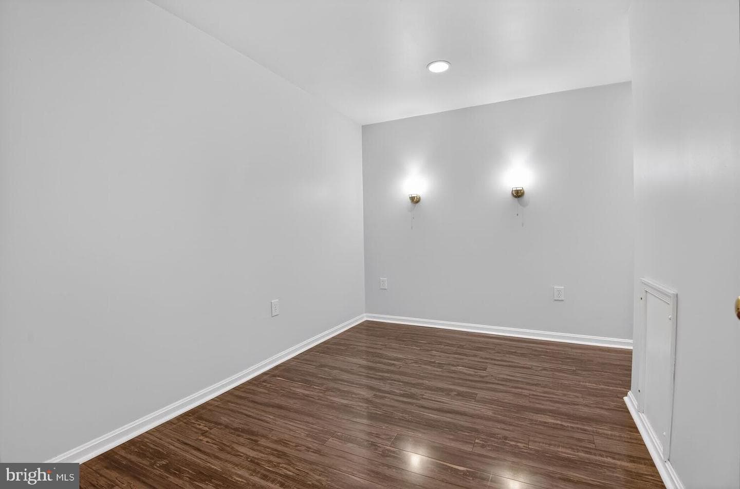 8503 Forrester Boulevard photo 41