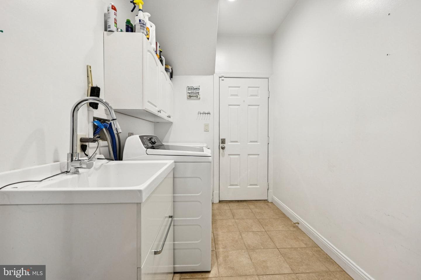 7902 Greenebrook Court photo 29