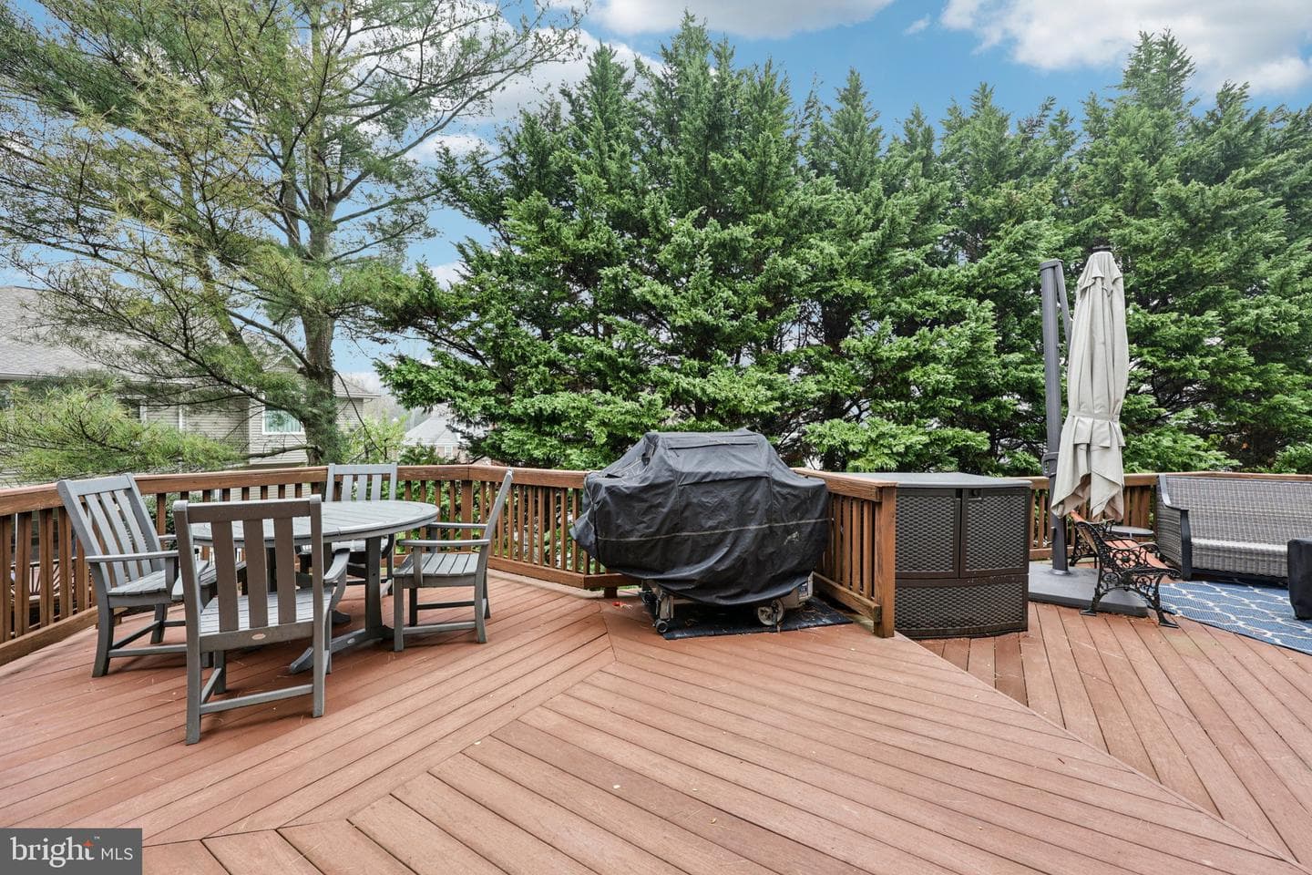 7902 Greenebrook Court photo 30