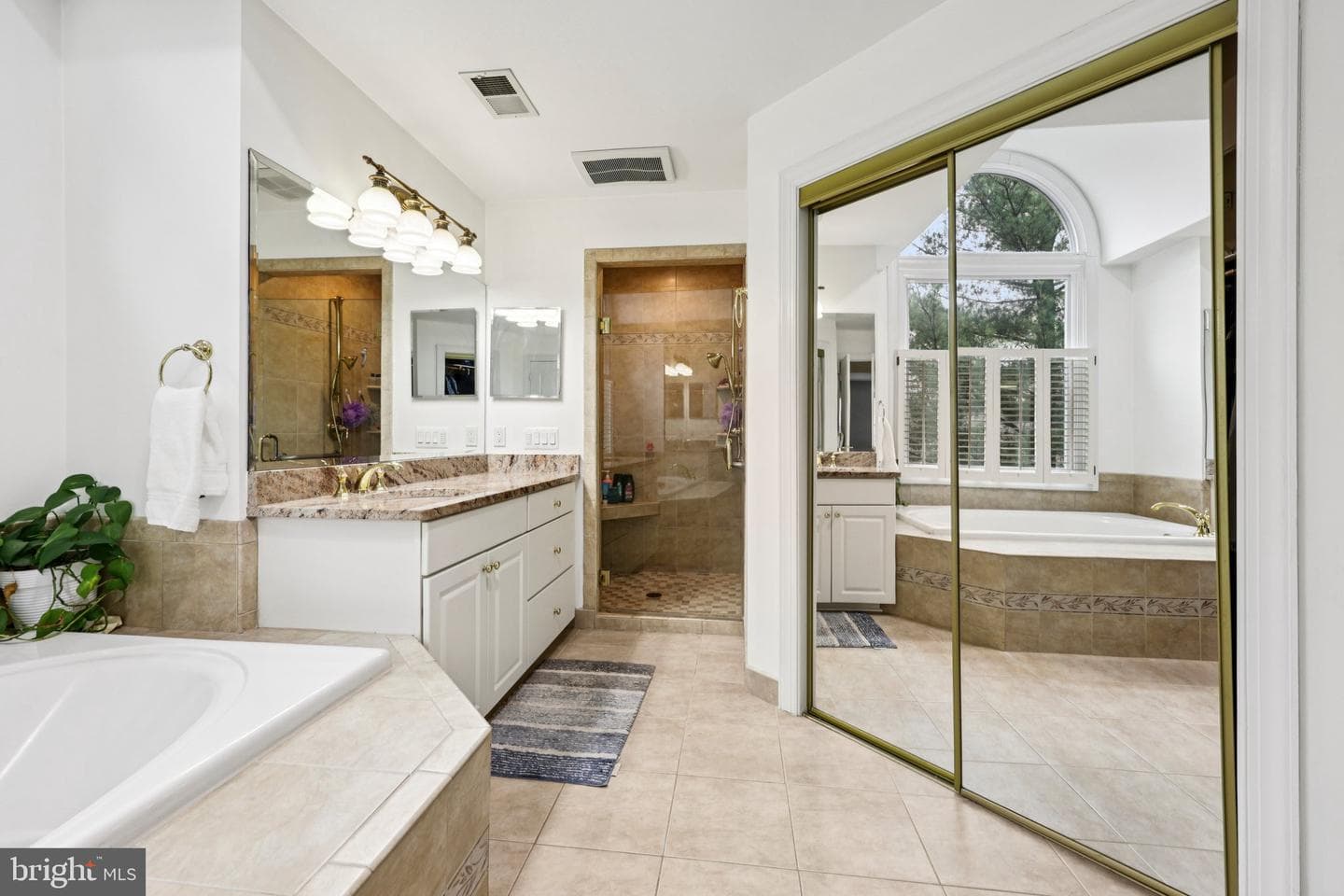 7902 Greenebrook Court photo 38