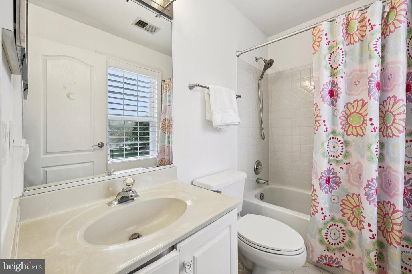 7902 Greenebrook Court photo 44