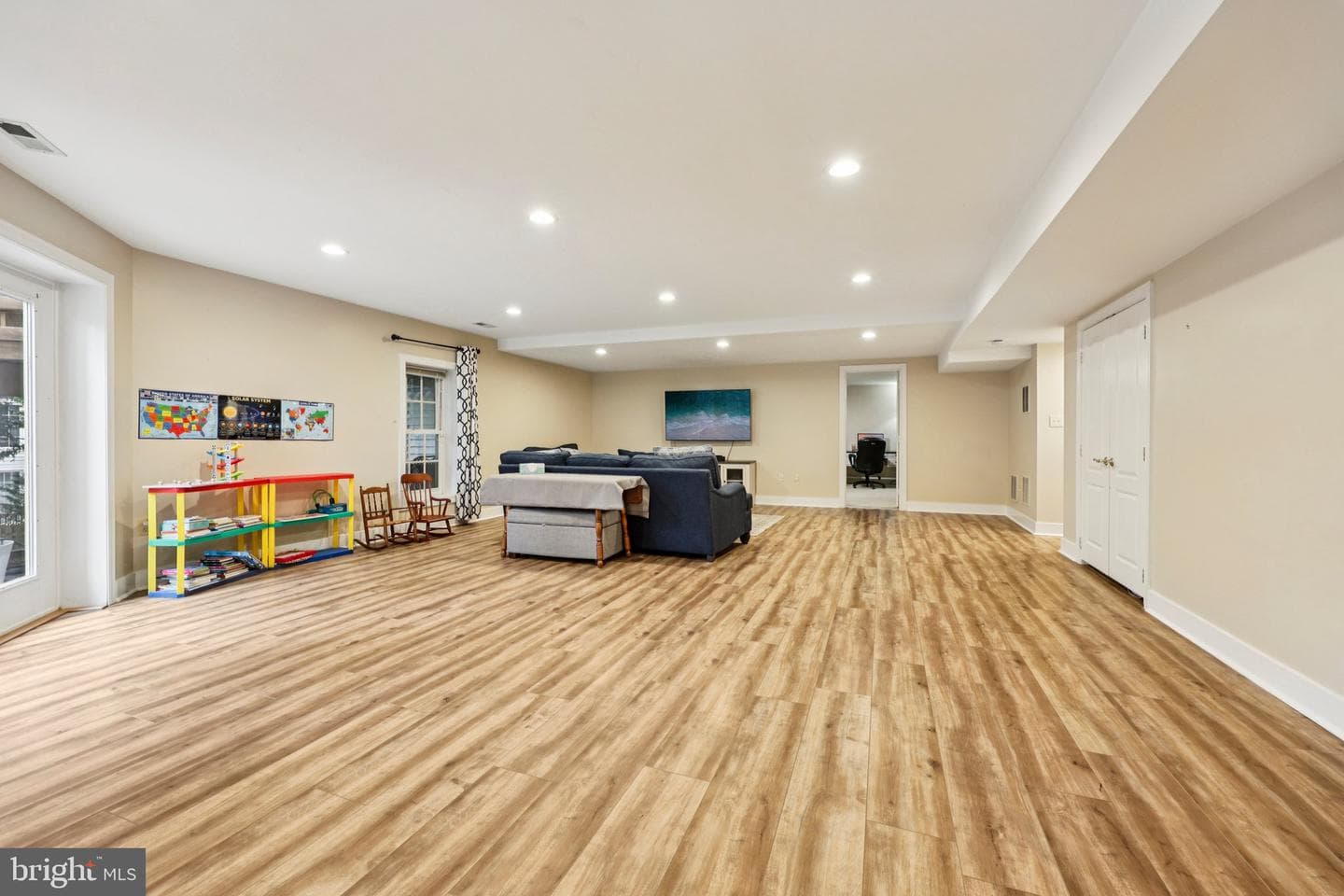 7902 Greenebrook Court photo 53