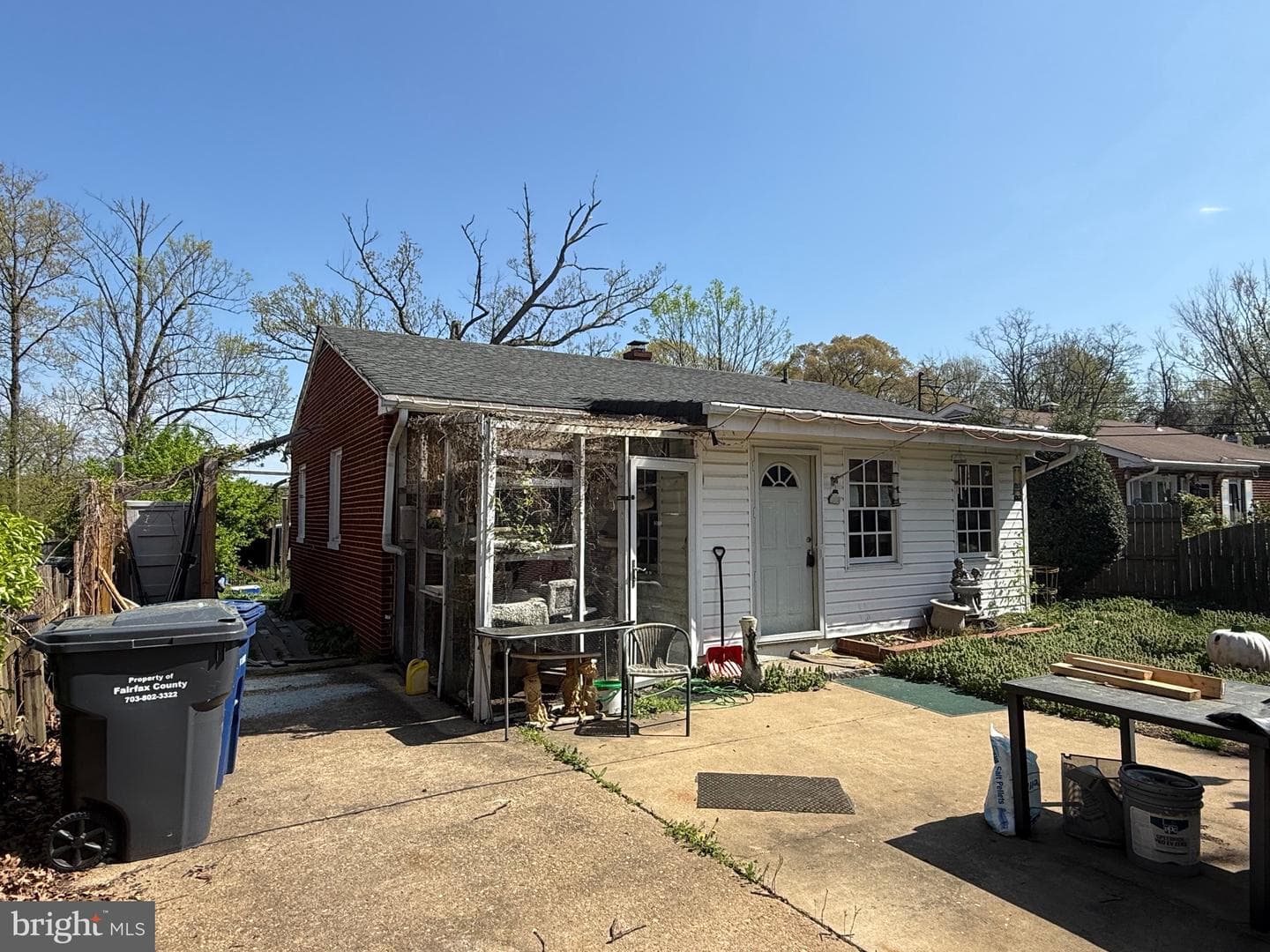 2622 Groveton Street photo 2