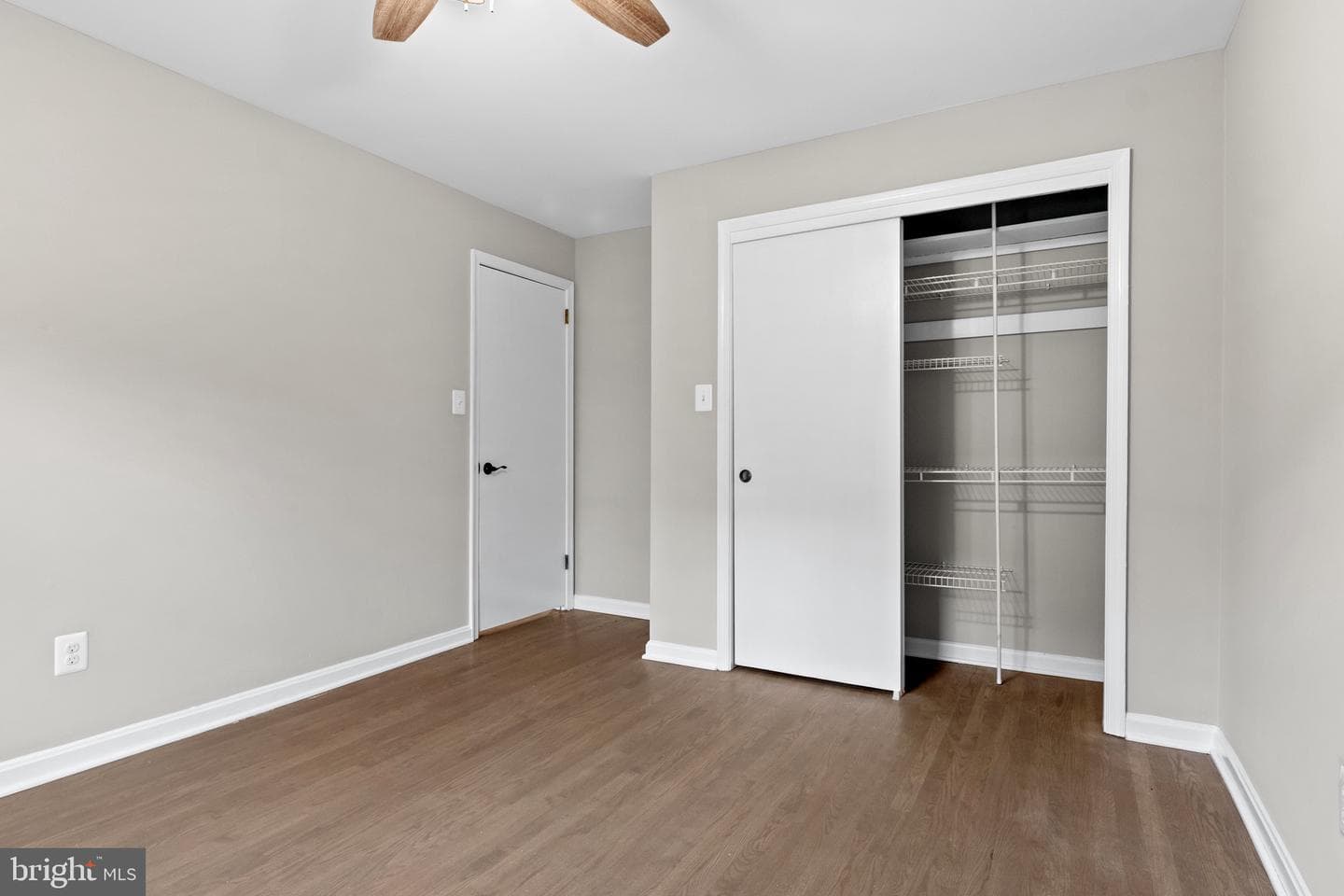 4727 Exeter Street photo 20