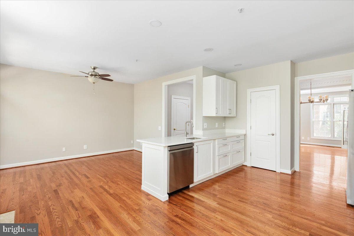 9602 Lagersfield Circle photo 17