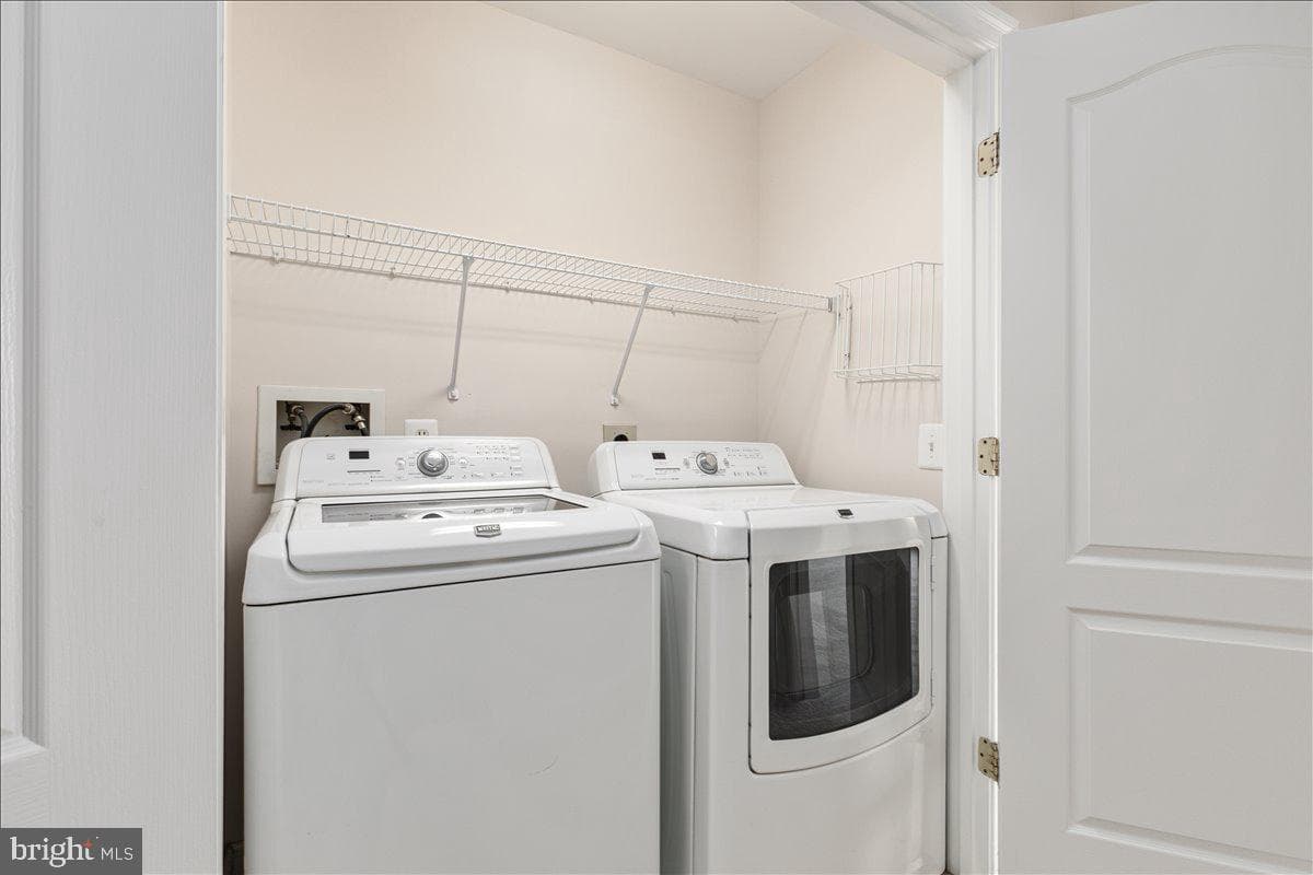 9602 Lagersfield Circle photo 32