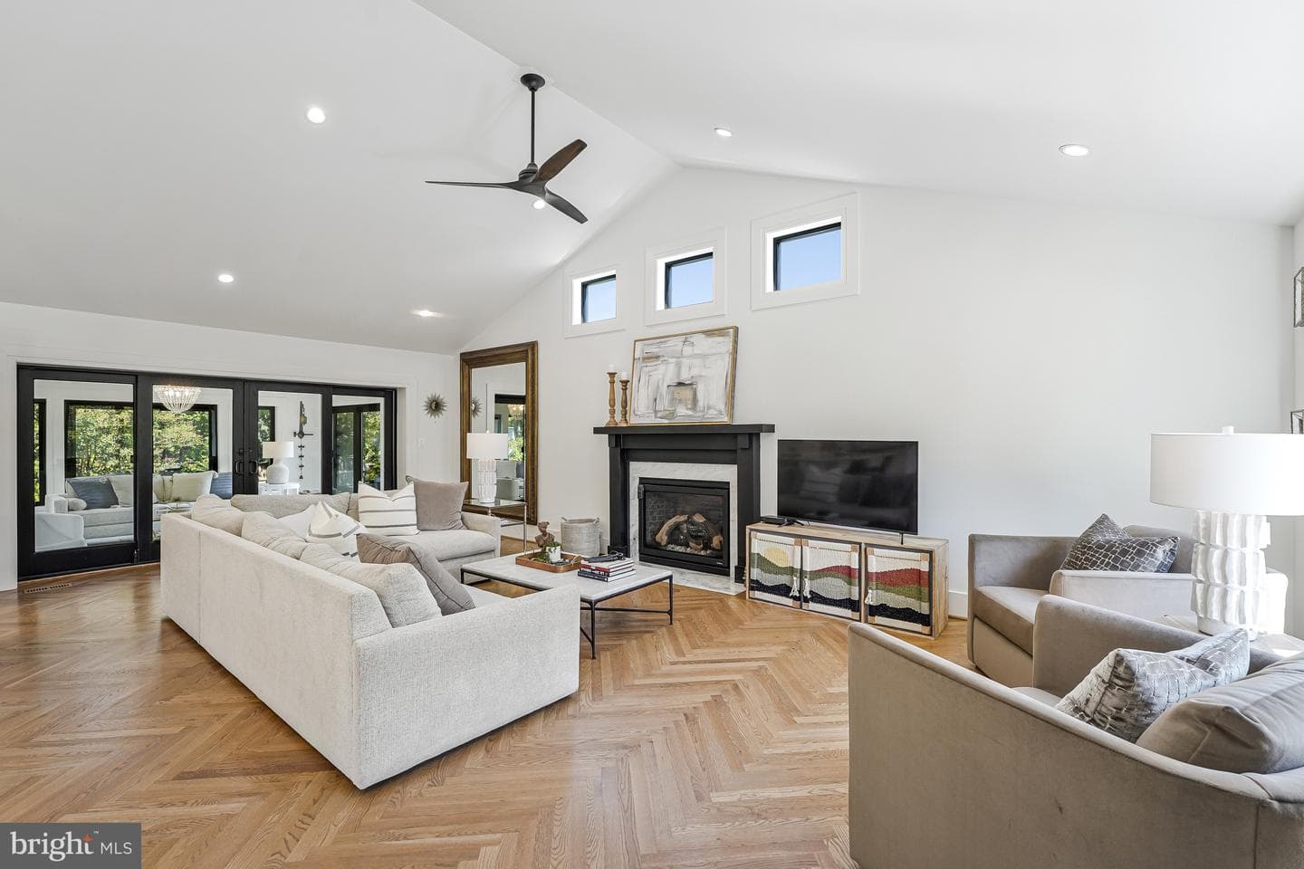 1400 Audmar Drive photo 4