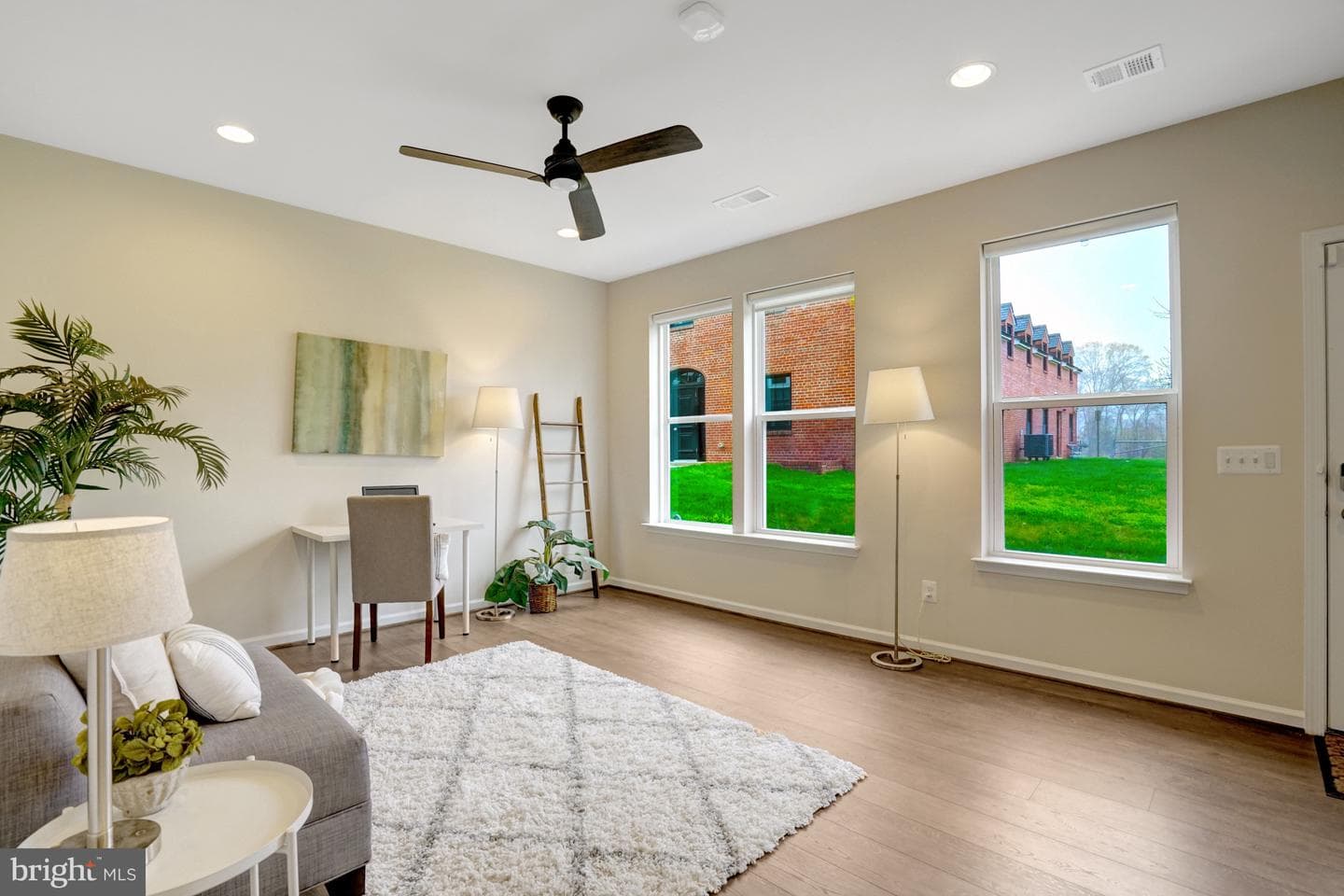 8374 Sallyport St, Lorton