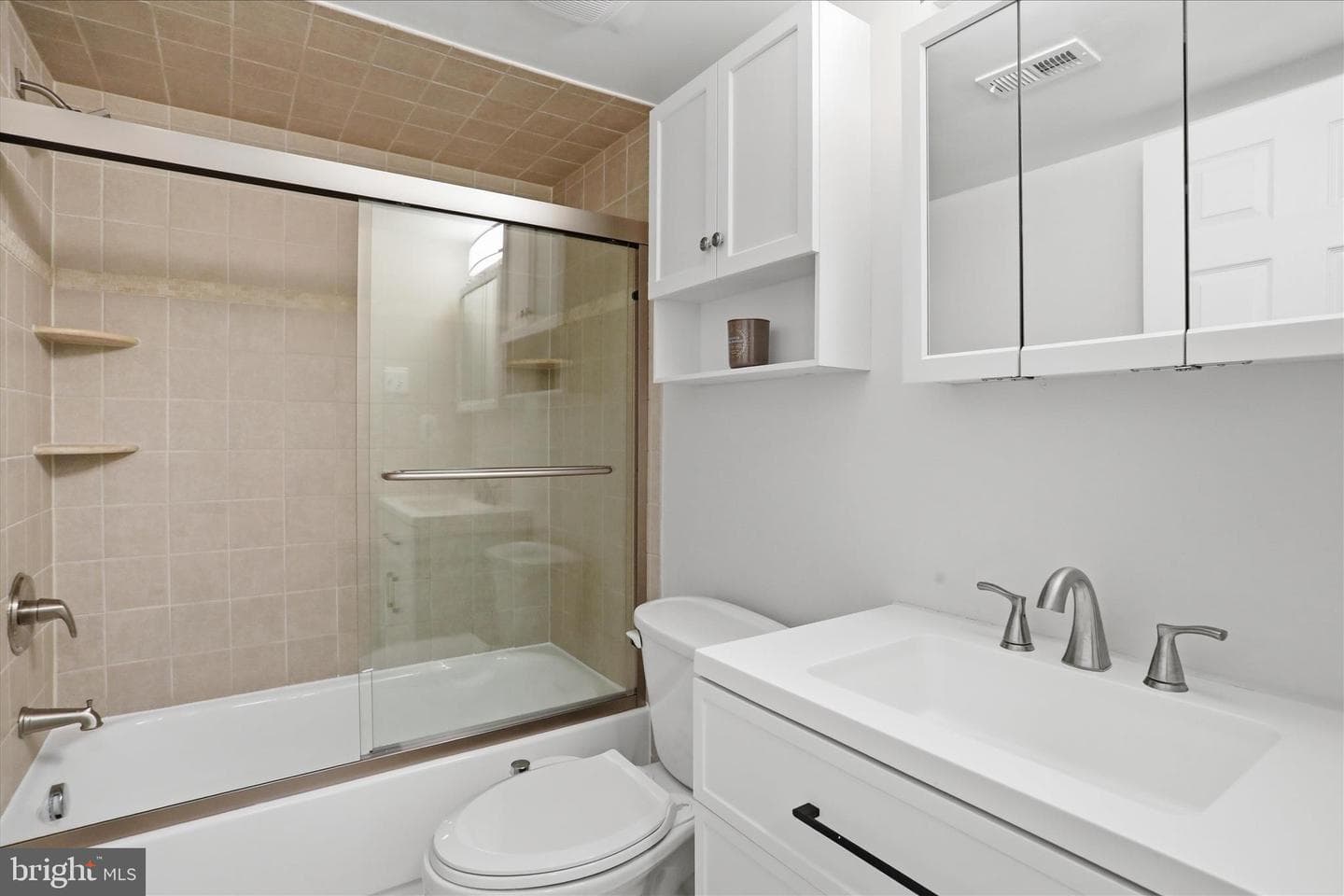 7097 Spring Garden Drive #101 photo 27