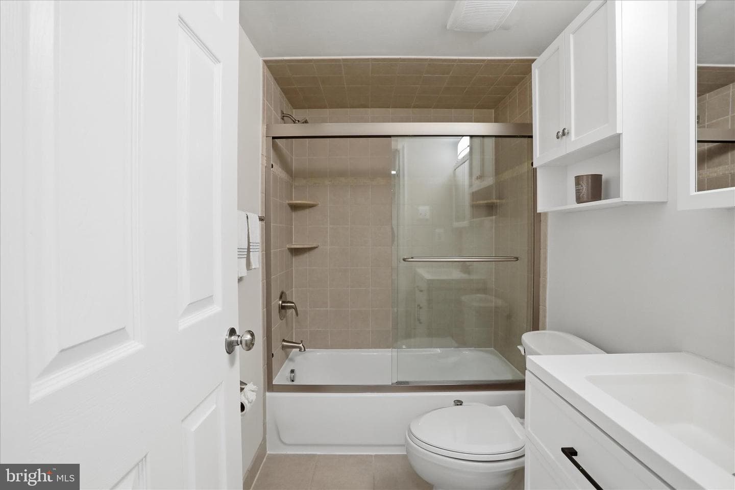 7097 Spring Garden Drive #101 photo 28