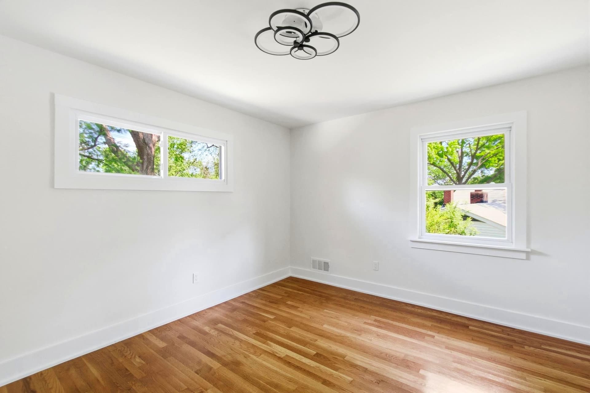 7708 Jansen Drive photo 18