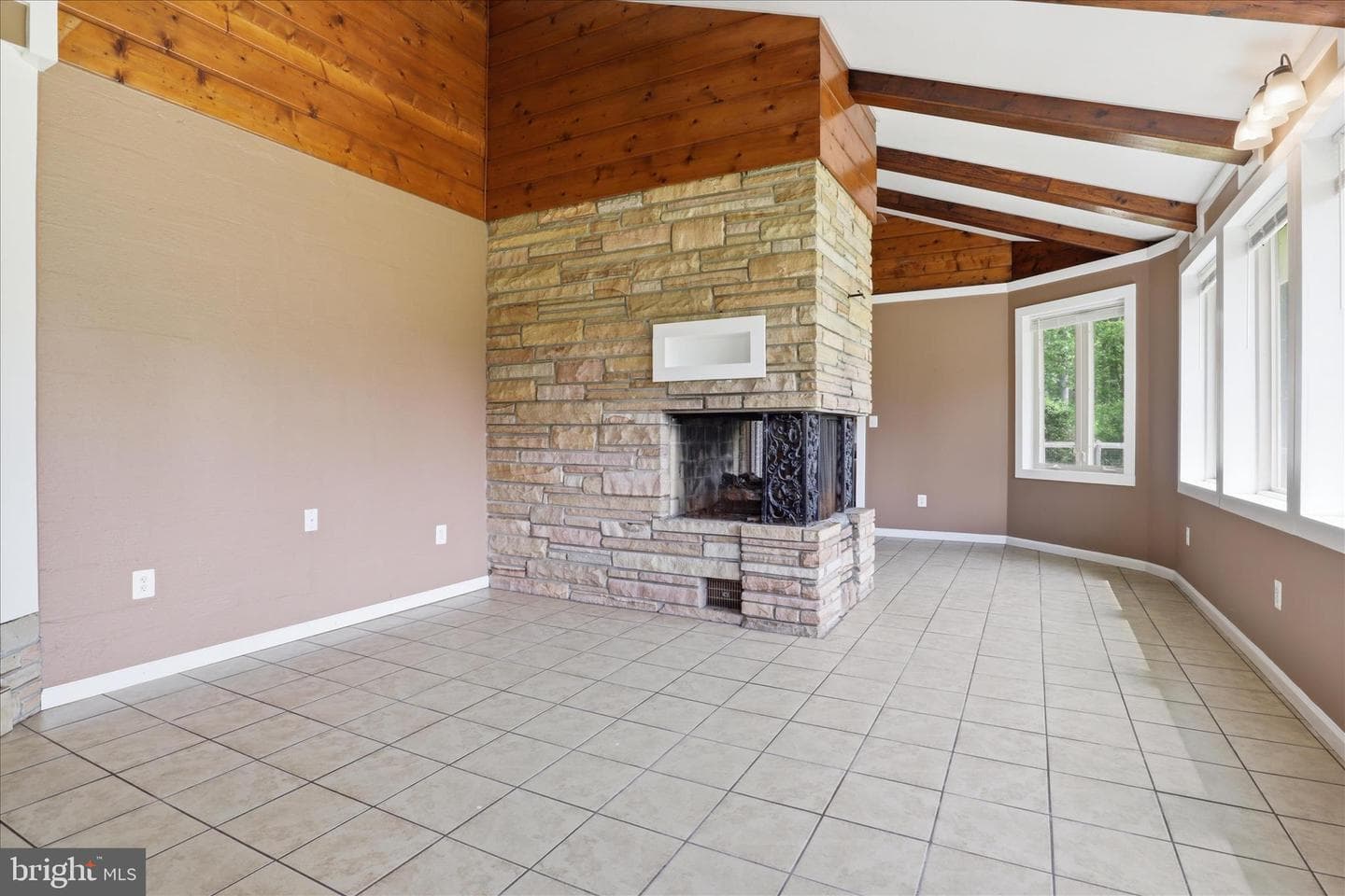 7019 Sheridonna Lane photo 12