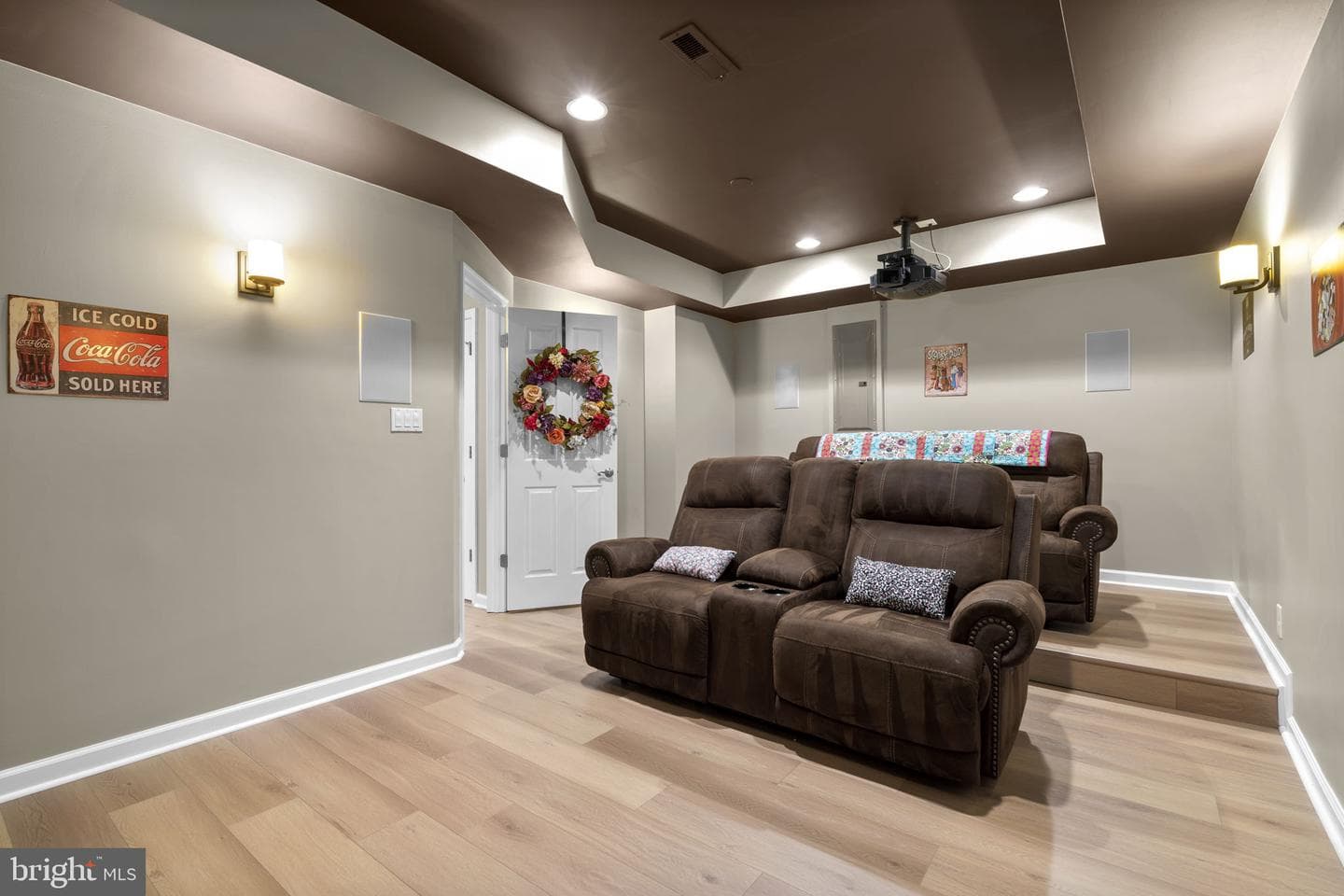 9323 Castle Hill Road photo 59
