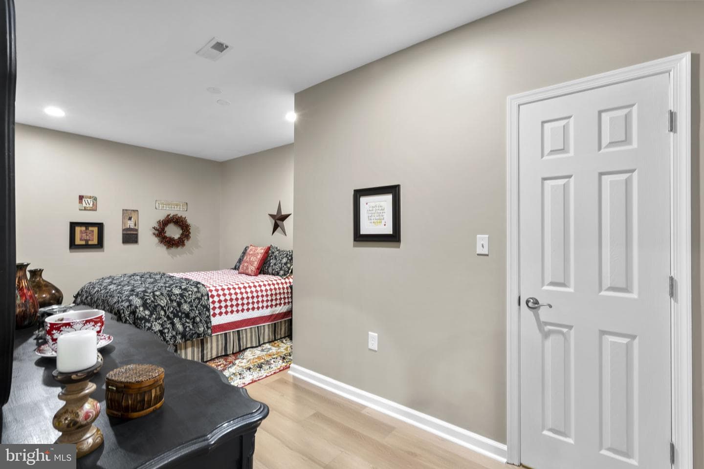 9323 Castle Hill Road photo 60