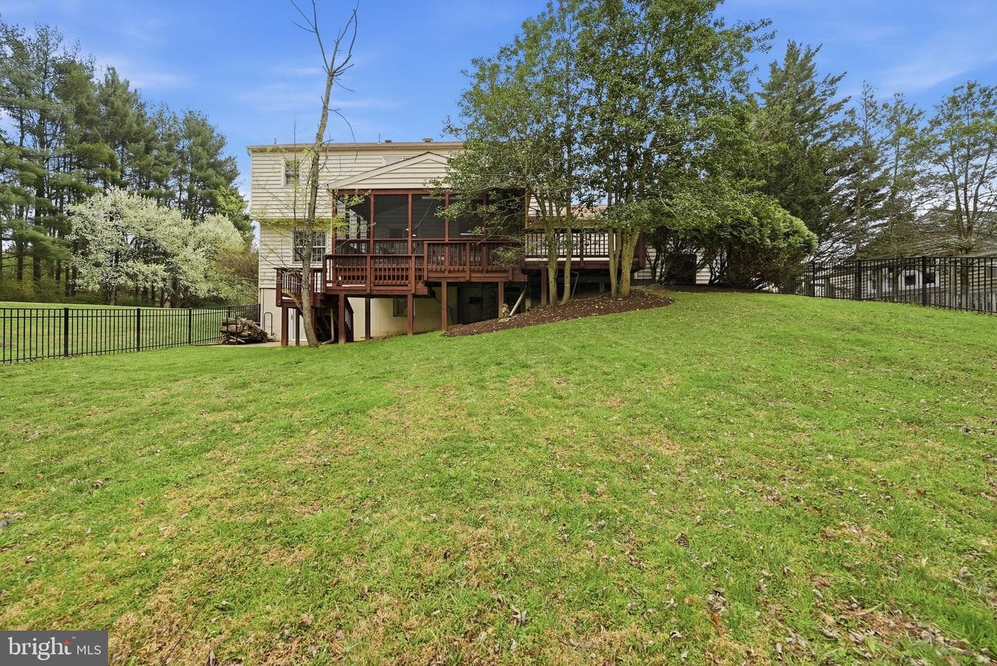 9800 Kohoutek Court photo 36