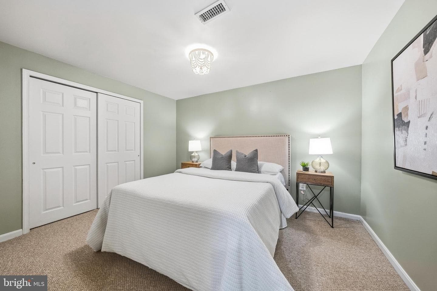 1518 Thurber Street photo 56