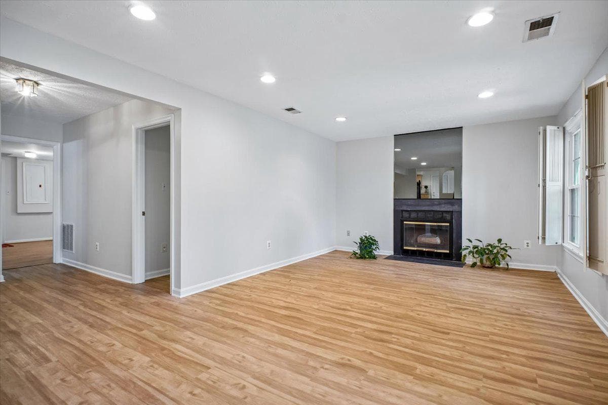 11104 Loran Road photo 18
