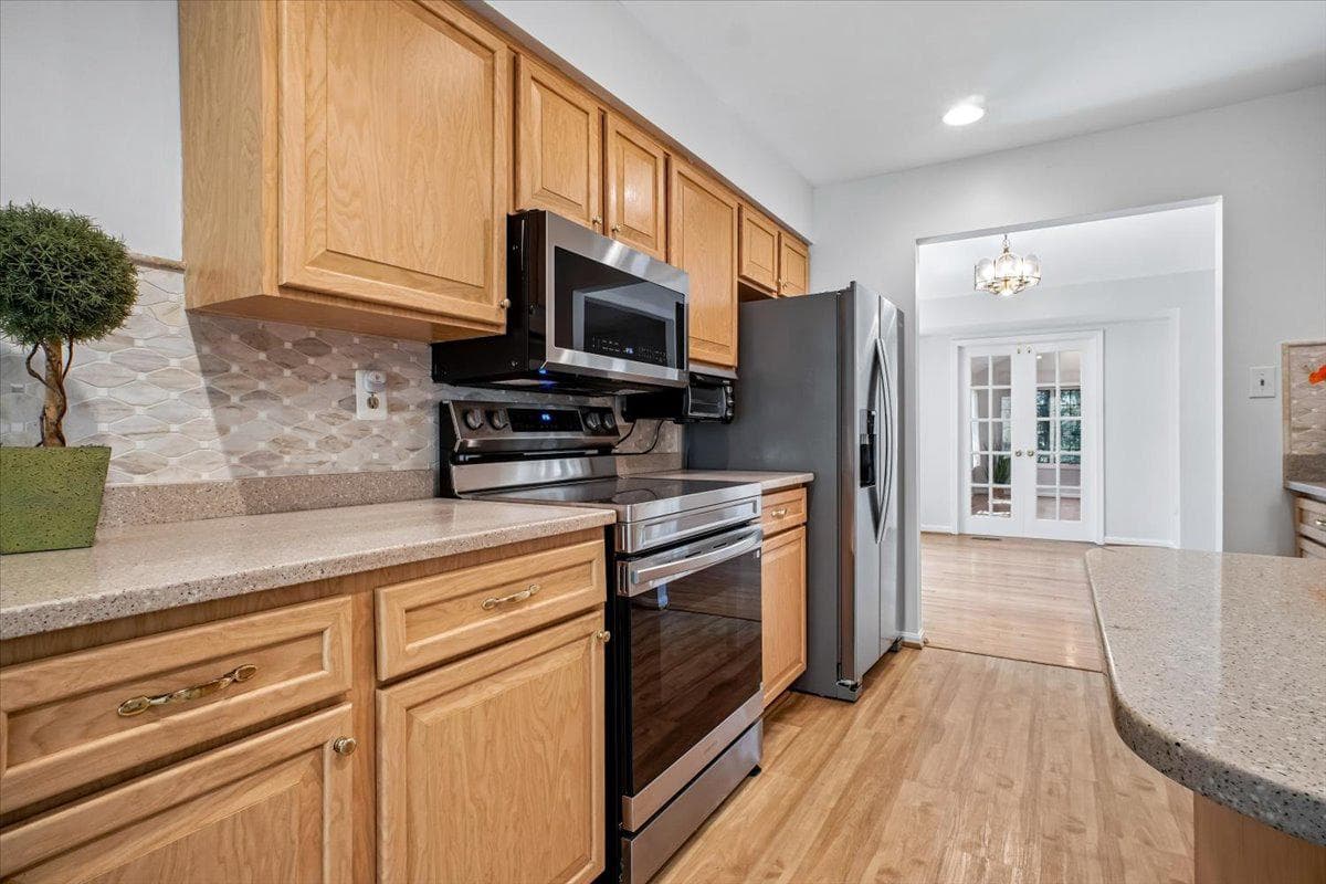 11104 Loran Road photo 8