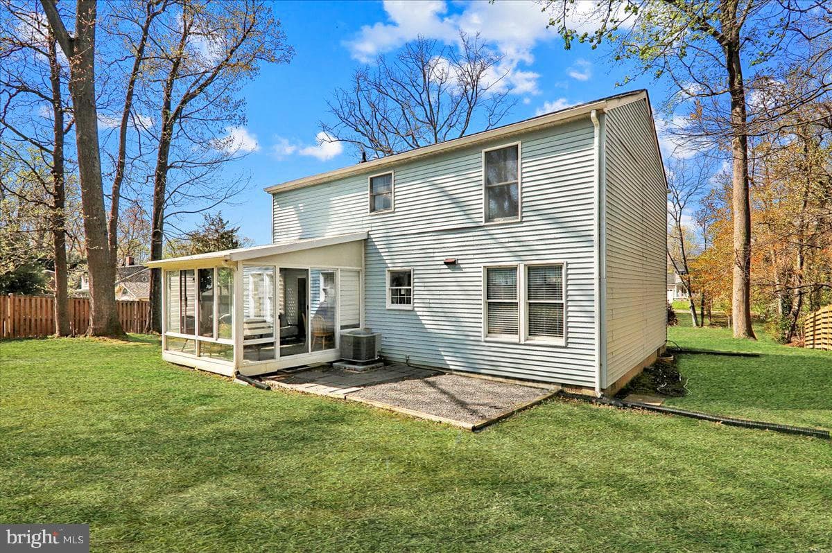4711 Pole Road photo 2