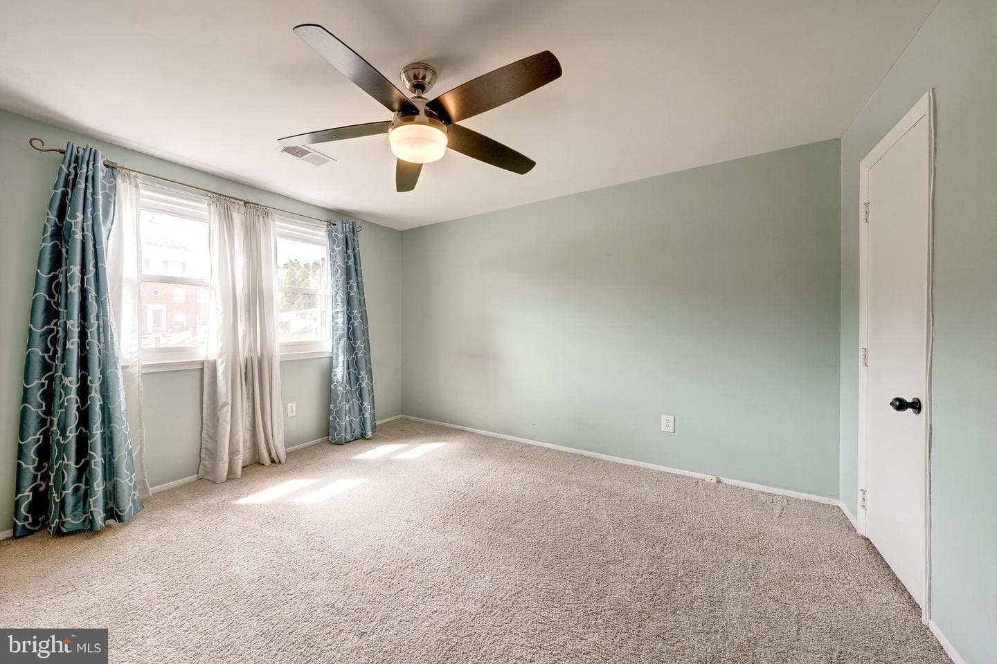4159 Novar Drive photo 26